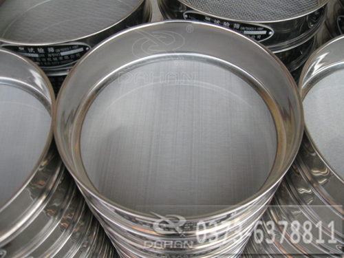 標(biāo)準(zhǔn)篩分機(jī) 標(biāo)準(zhǔn)篩分機(jī)